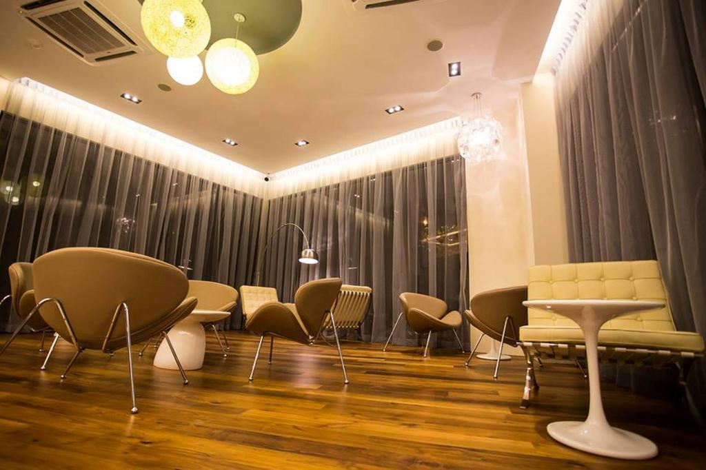 ג'והור בהרו Mood Hotel מראה חיצוני תמונה