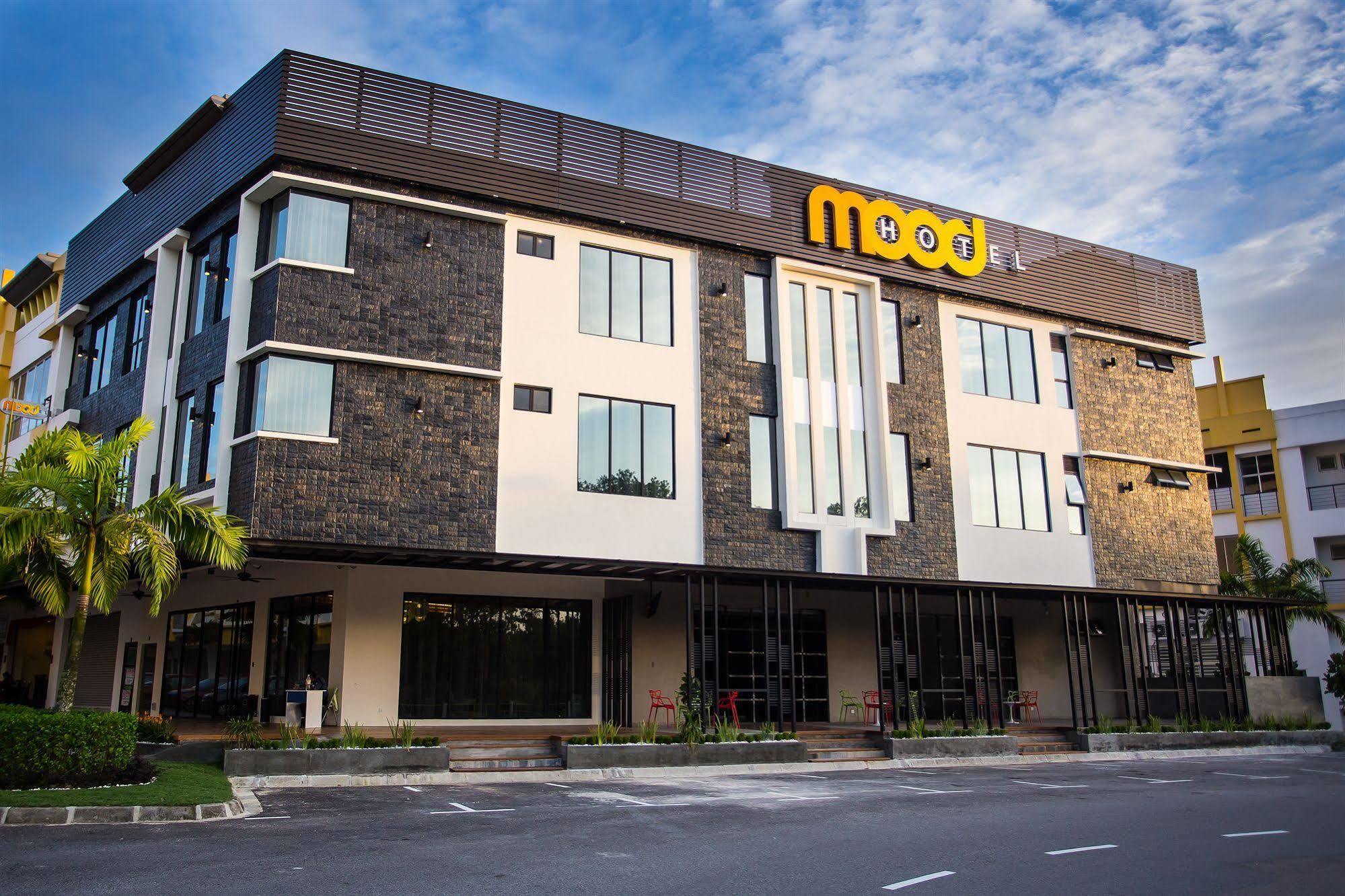 ג'והור בהרו Mood Hotel מראה חיצוני תמונה