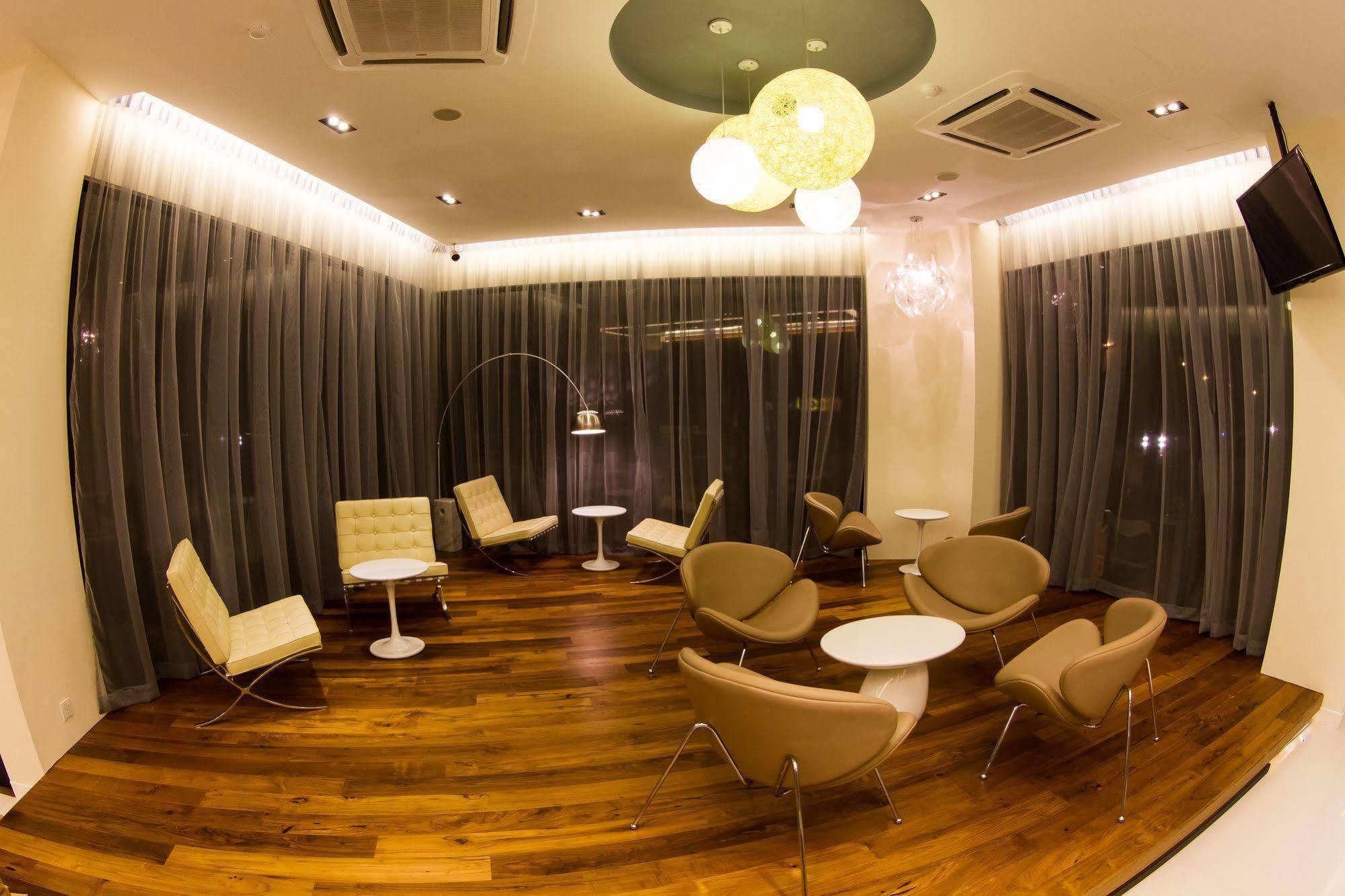 ג'והור בהרו Mood Hotel מראה חיצוני תמונה