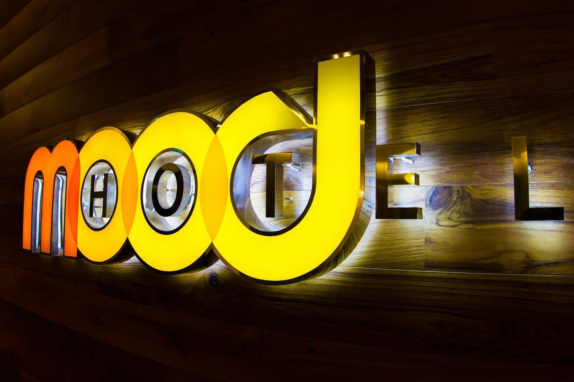 ג'והור בהרו Mood Hotel מראה חיצוני תמונה