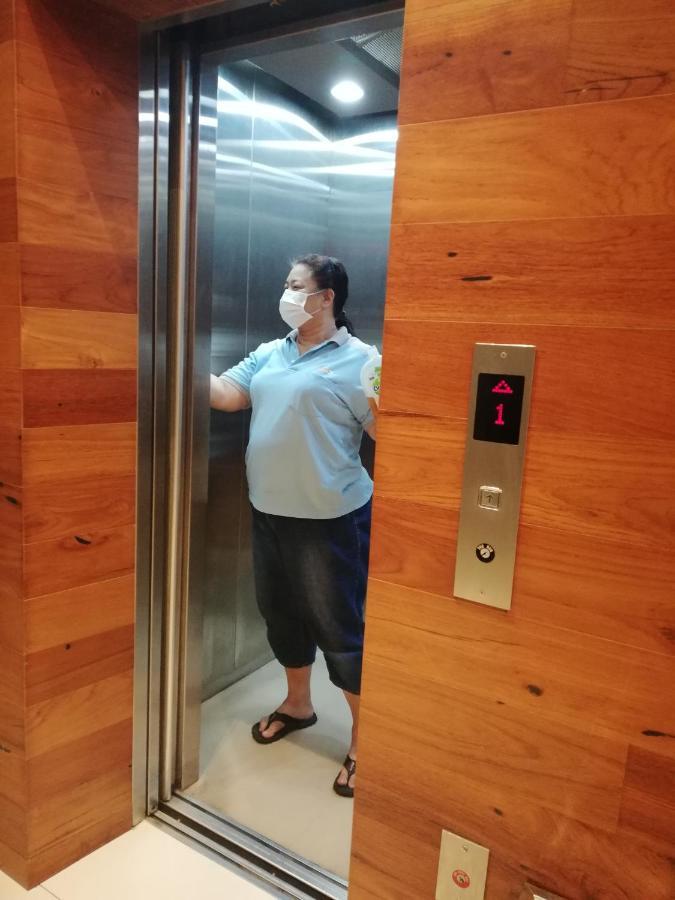 ג'והור בהרו Mood Hotel מראה חיצוני תמונה